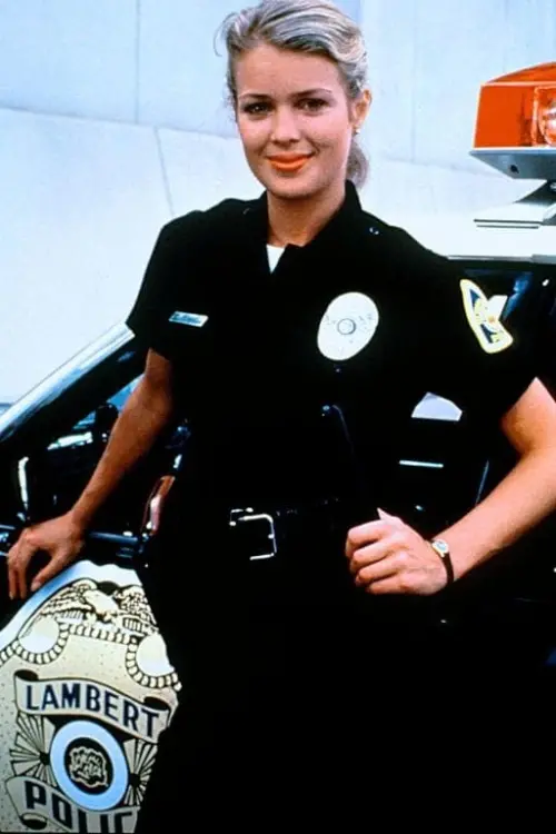 Постер к фильму "Policewoman Centerfold"