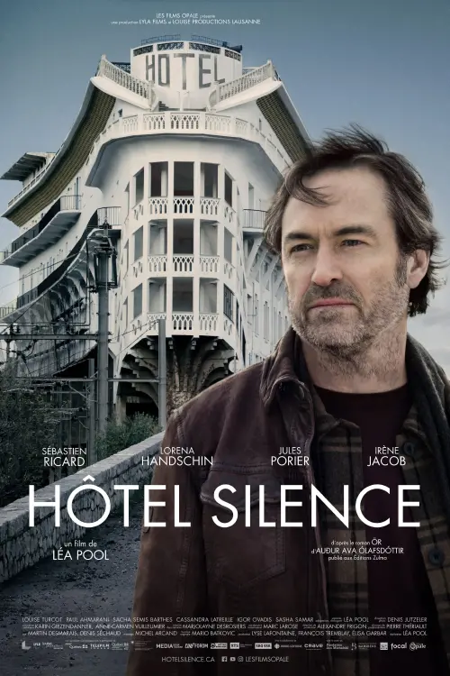 Постер к фильму "Hôtel Silence"