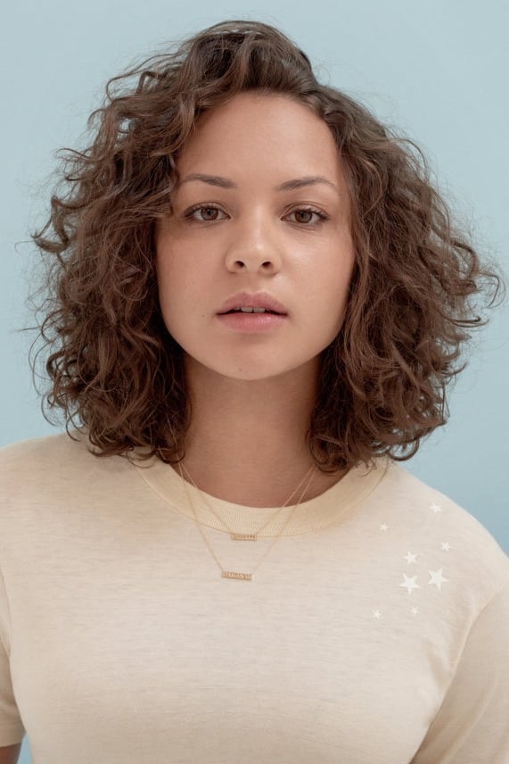 Фото  (Jasmine Cephas Jones)