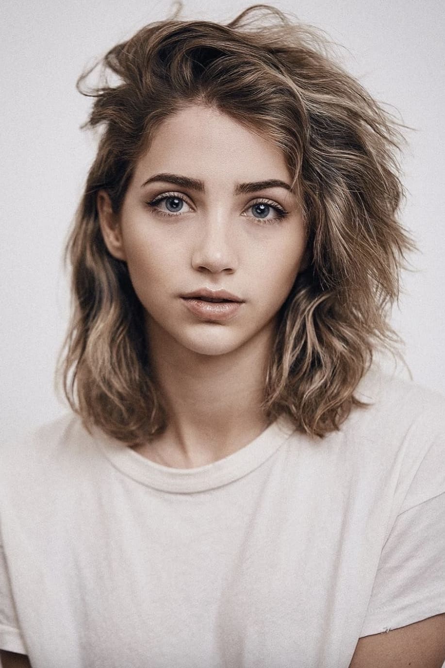 Фото Эмили Радд (Emily Rudd)