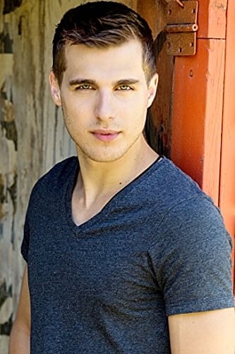 Фото Коди Линли (Cody Linley)