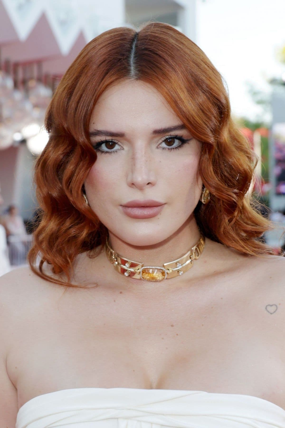 Фото Белла Торн (Bella Thorne)