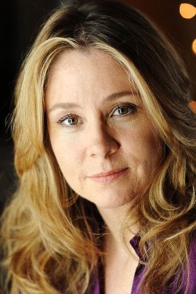 Фото Меган следует (Megan Follows)