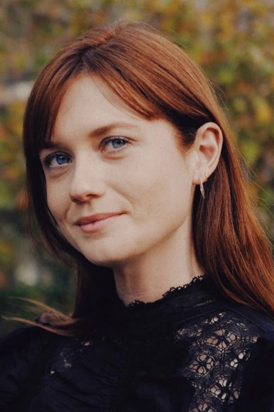 Фото Бонни Райт (Bonnie Wright)