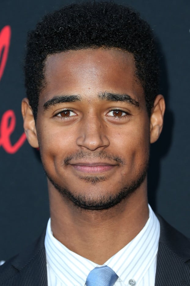 Фото Альфред Инок (Alfred Enoch)