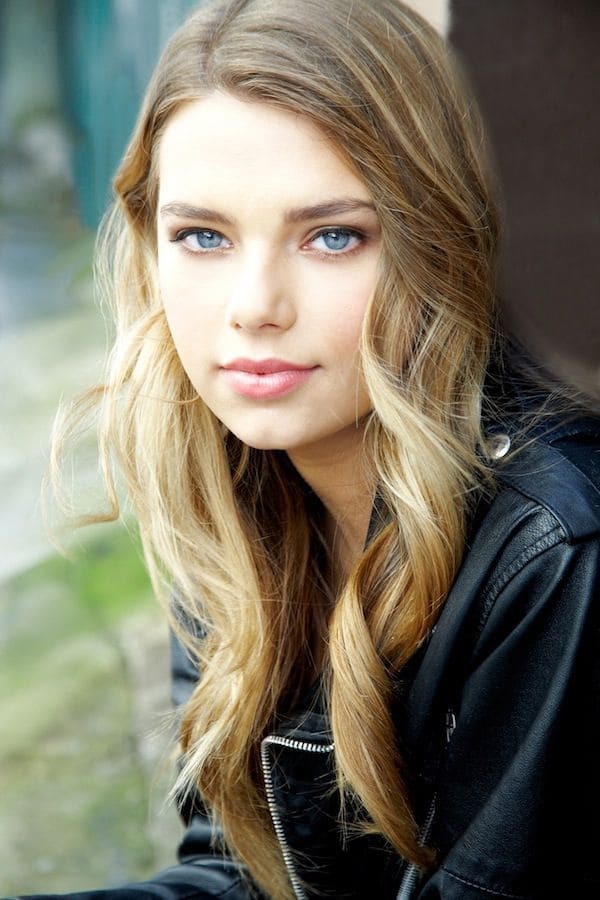 Фото Индиана Эванс (Indiana Evans)