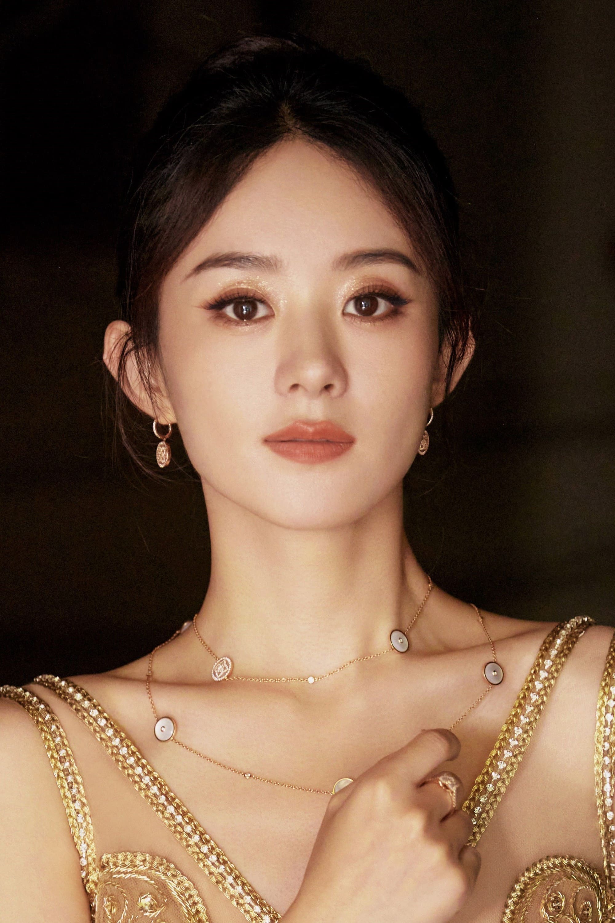 Фото  (Zhao Liying)