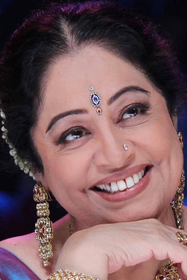 Фото Киррон Кхер (Kirron Kher)