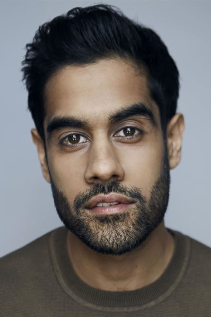 Фото Саша Дхаван (Sacha Dhawan)