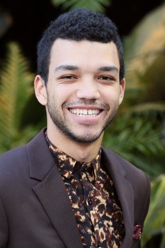 Фото Джастис Смит (Justice Smith)