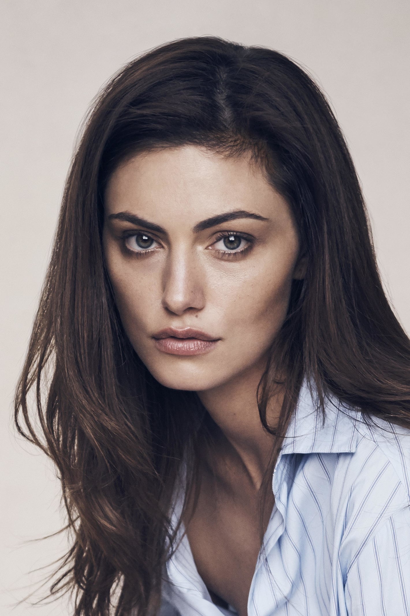 Фото Фиби Тонкин (Phoebe Tonkin)