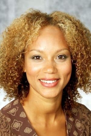 Фото  (Angela Griffin)