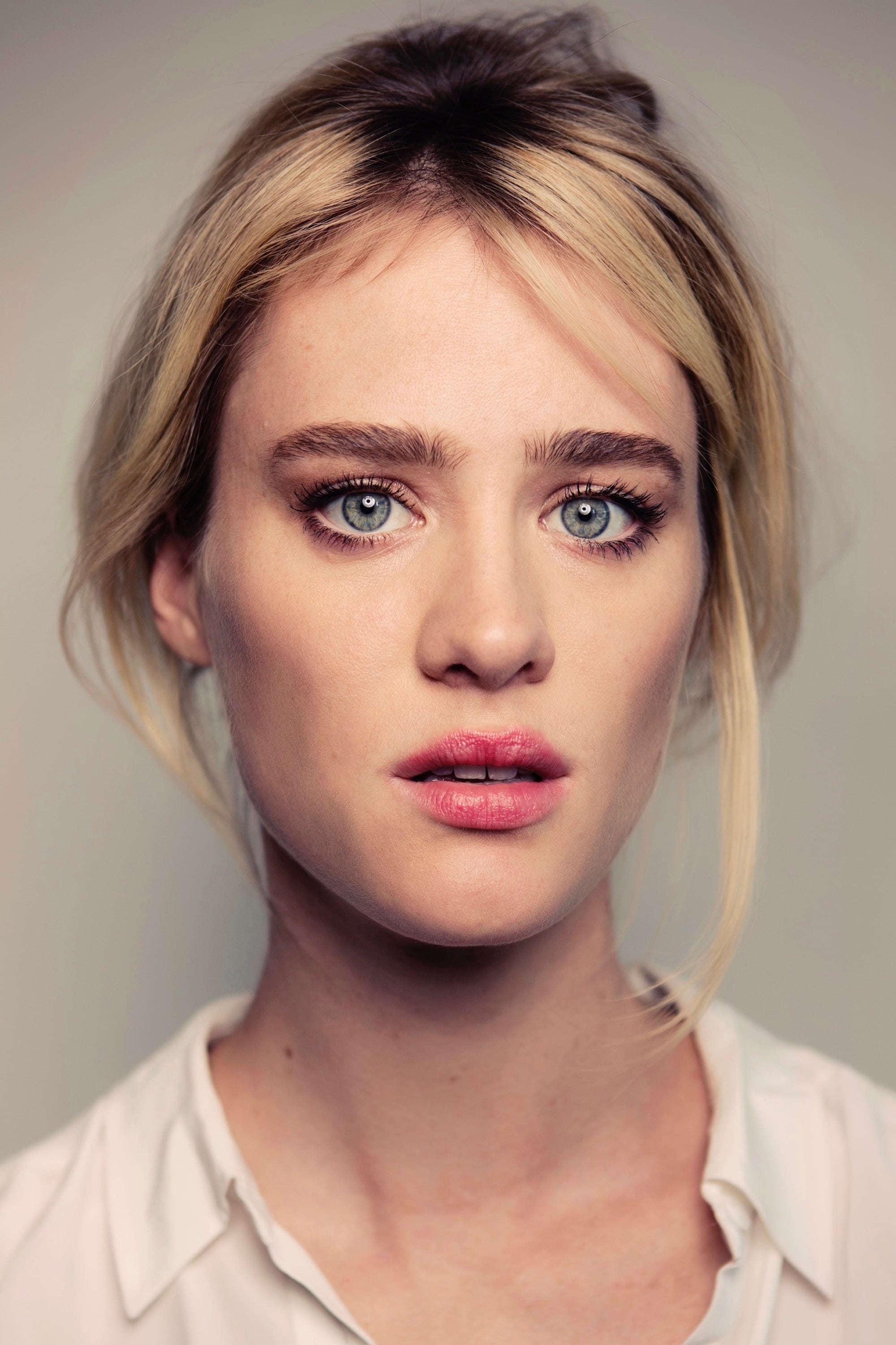 Фото Маккензи Дэвис (Mackenzie Davis)