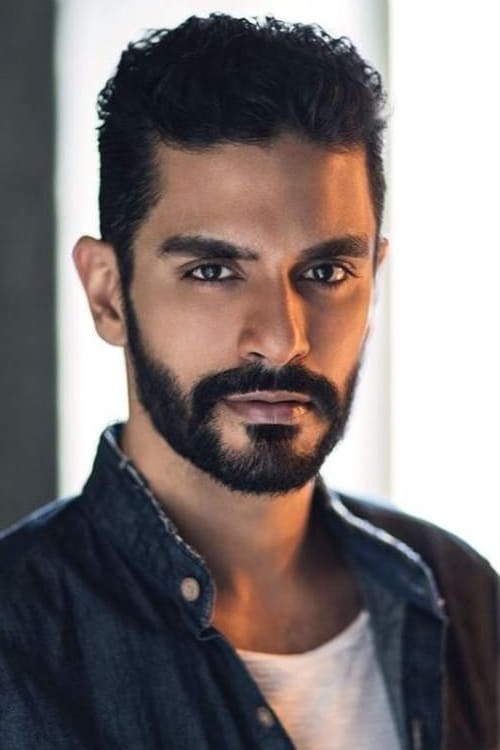 Фото  (Angad Bedi)