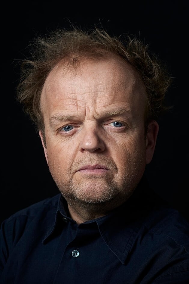 Фото Тоби Джонс (Toby Jones)