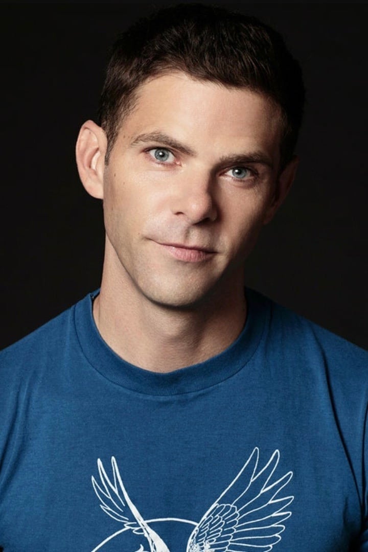 Фото  (Mikey Day)