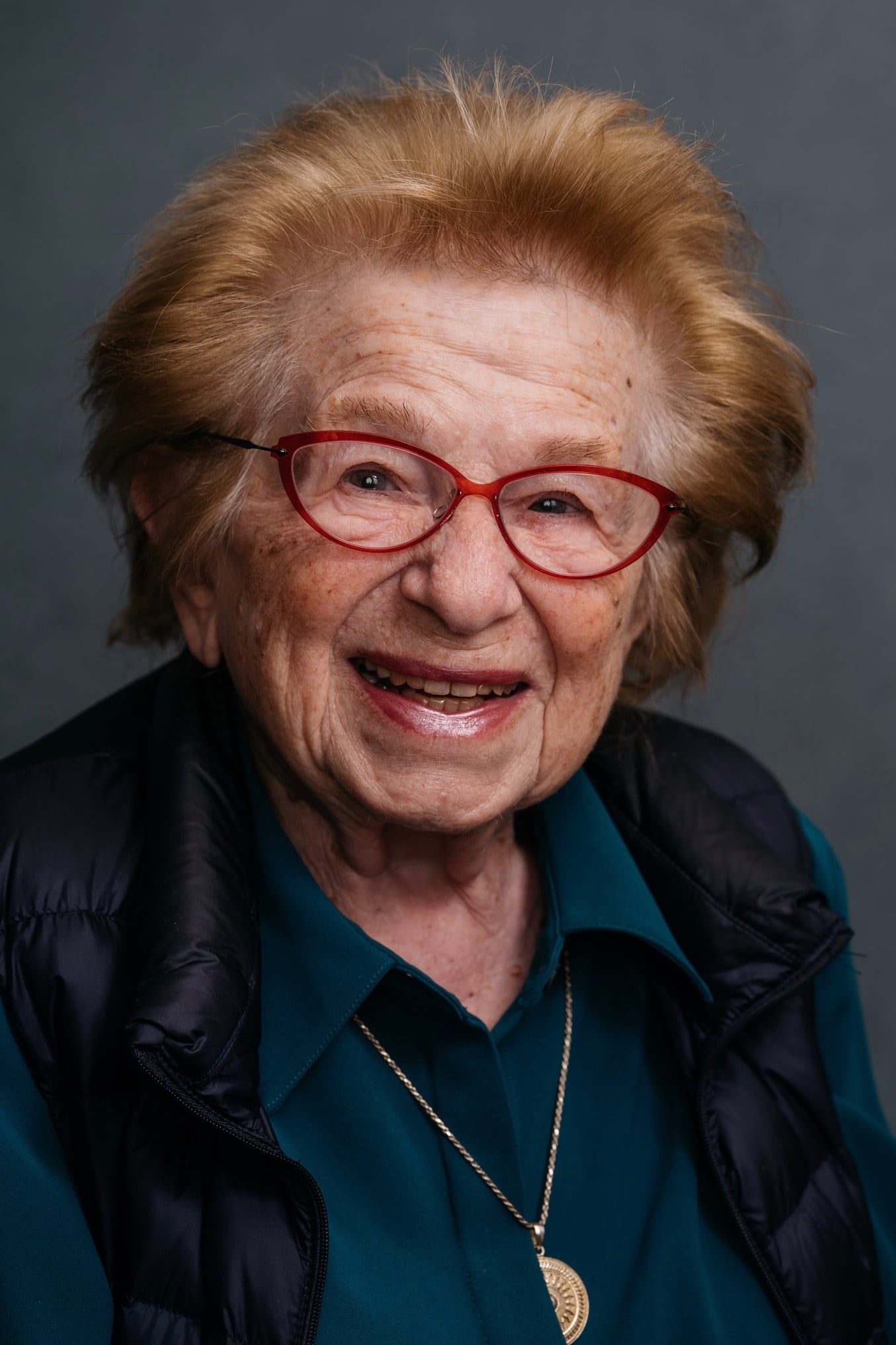 Фото  (Ruth Westheimer)