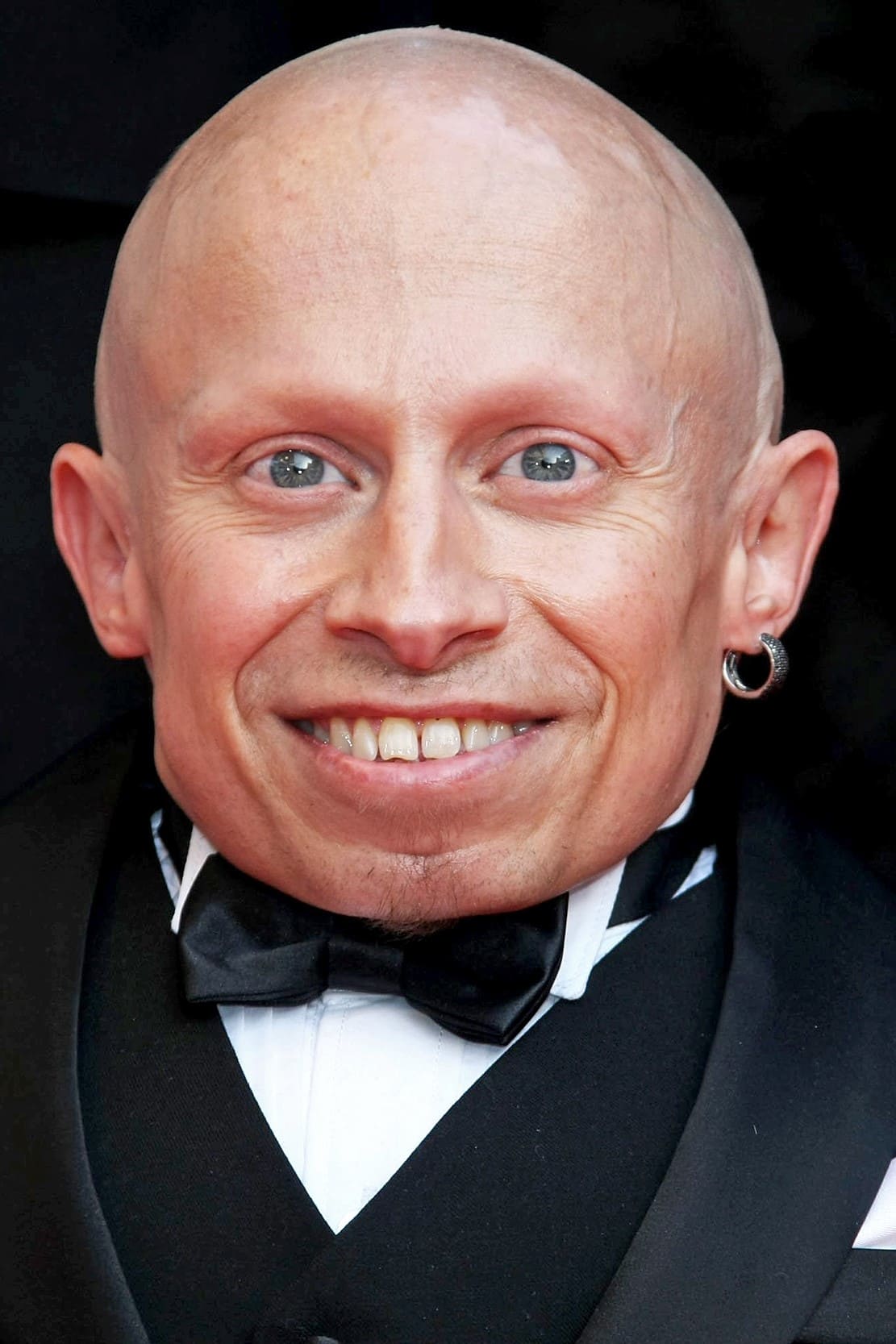 Фото Верн Тройер (Verne Troyer)