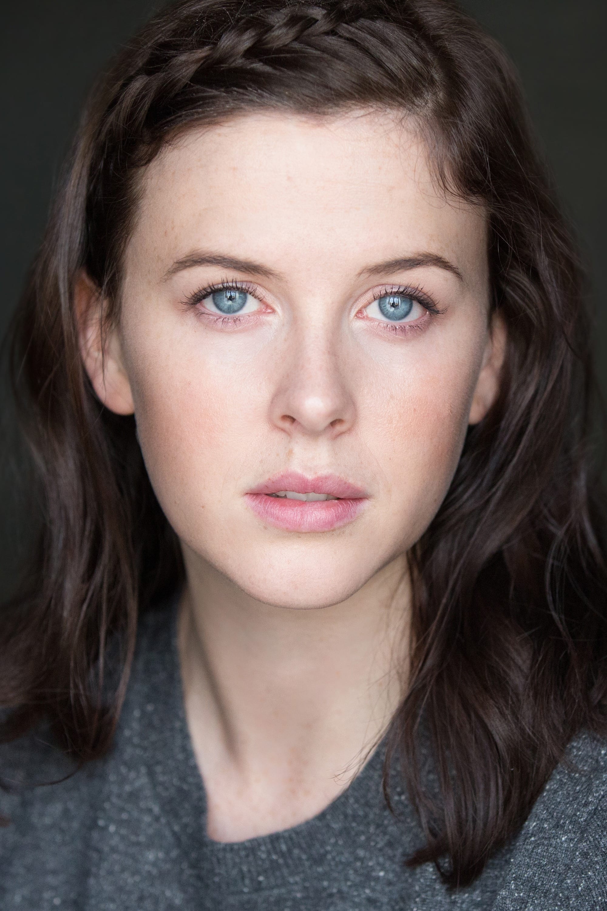 Фото  (Alexandra Roach)