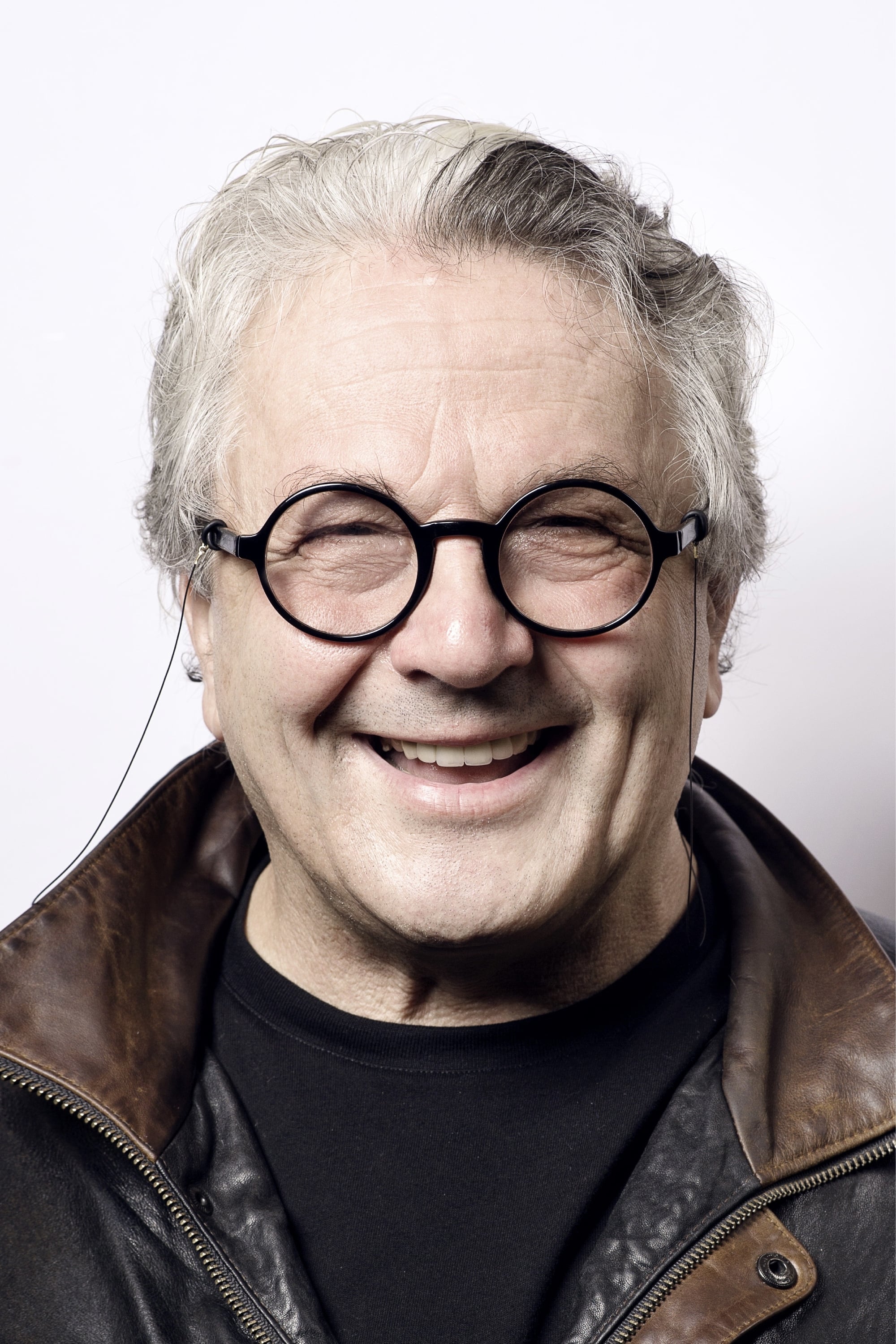 Джордж Миллер (George Miller) - Актёр, Режиссёр, Продюсер, Сценарий,  Благодарности, Сценарий, Второй режиссёр, Помощник продюсера | ACMODASI