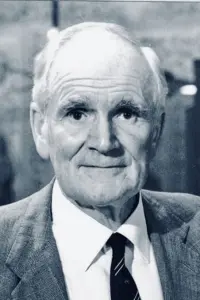 Фото Десмонд Ллевелин (Desmond Llewelyn)