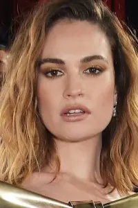 Фото Лили Джеймс (Lily James)