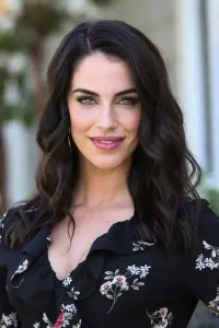 Фото Джессика Лаундс (Jessica Lowndes)