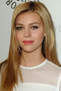 Фото Никола Пельц Бекхэм (Nicola Peltz Beckham)