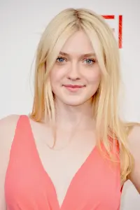 Фото Дакота Фэннинг (Dakota Fanning)