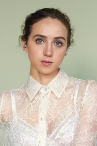 Фото Зоя Казан (Zoe Kazan)