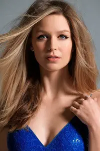 Фото Мелисса Бенойст (Melissa Benoist)