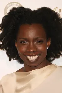 Фото  (Adepero Oduye)