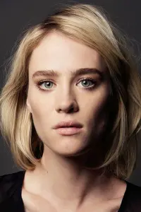 Фото Маккензи Дэвис (Mackenzie Davis)