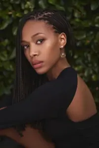 Фото Николь Бехари (Nicole Beharie)