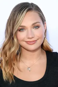 Фото Мэдди Зиглер (Maddie Ziegler)