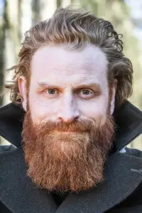 Фото Кристофер Хивью (Kristofer Hivju)