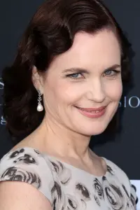 Фото Элизабет Макговерн (Elizabeth McGovern)