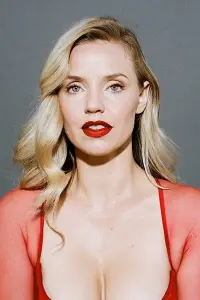 Фото Келли Гарнер (Kelli Garner)