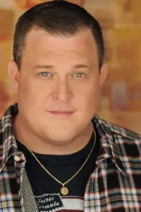 Фото Билли Гарделл (Billy Gardell)