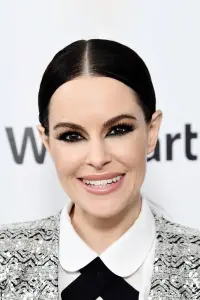 Фото Эмили Хэмпшир (Emily Hampshire)