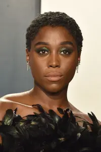 Фото Лашана Линч (Lashana Lynch)