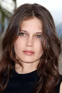 Фото  (Marine Vacth)