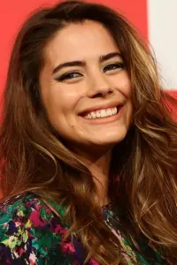 Фото  (Lorenza Izzo)