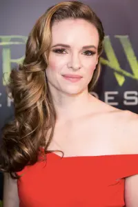 Фото Даниэль Панабэйкер (Danielle Panabaker)