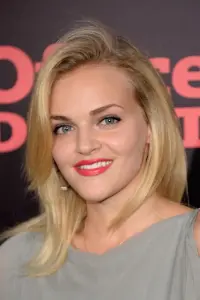 Фото  (Madeline Brewer)