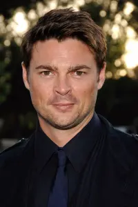 Фото Карл Урбан (Karl Urban)