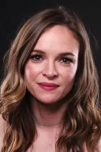 Фото Даниэль Панабэйкер (Danielle Panabaker)