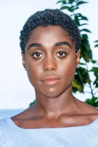 Фото Лашана Линч (Lashana Lynch)