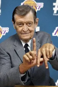 Фото Чик Хирн (Chick Hearn)