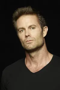 Фото Гаррет Диллахант (Garret Dillahunt)